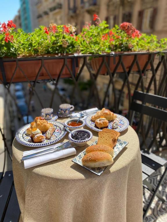 Hotel Ballaro' - Budget